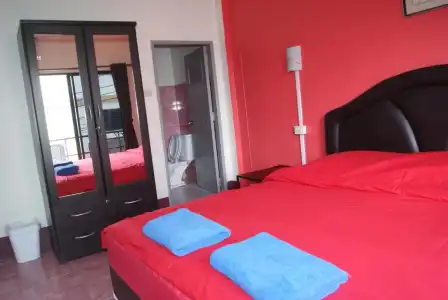 Pineapple Guesthouse Karon - 41