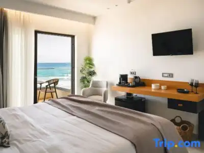 Batis Aero Beachfront Wellbeing - 41
