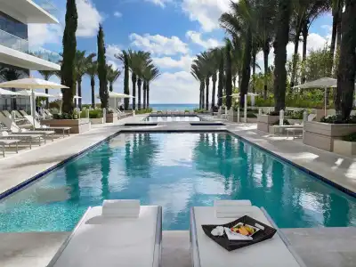 Grand Beach Surfside West - 26