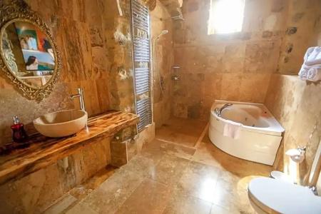 Abu Hayat Cave Suites - 36