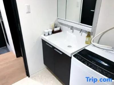 LiVEMAX Takamatsu Eki Mae - 40