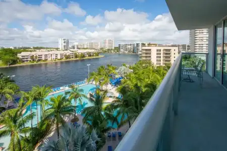 Doubletree Resort by Hilton Hollywood Beach - 76