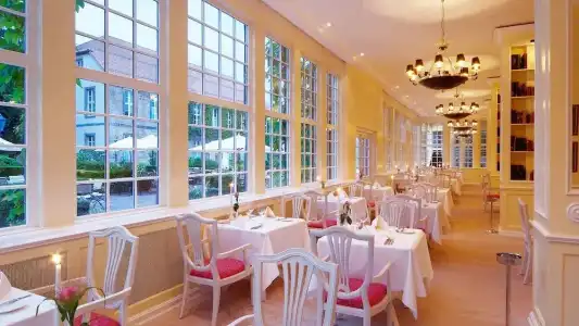 Graflicher Park Grand Resort - 21