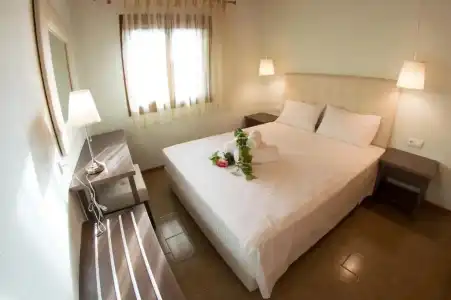 Aegialis Apartments - 7