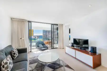 Peppers Broadbeach - 115