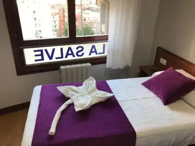 Pensión La Salve - 33