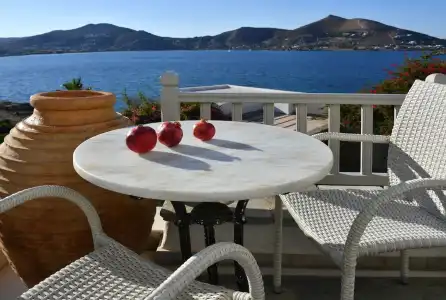 Parian Lithos Residence - 32