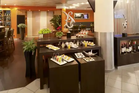 Mövenpick Nürnberg Airport - 20