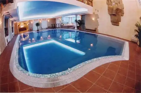 Tsunami Spa - 15
