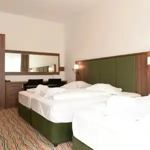 Olive Inn - 8