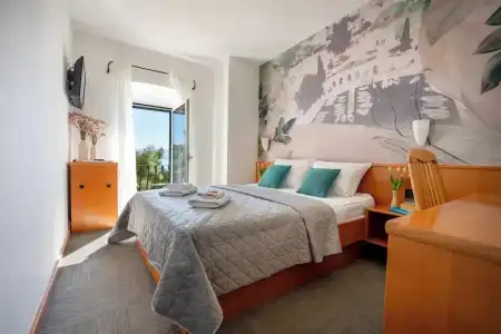 Newly Renovated Kastil - 98
