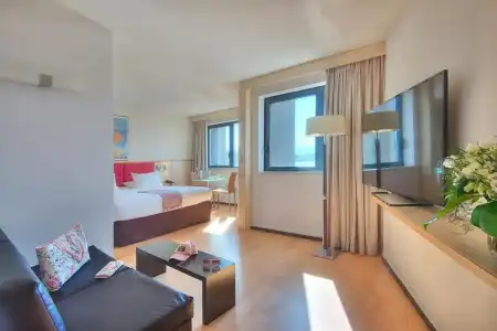 Mercure Ajaccio Centre - 92