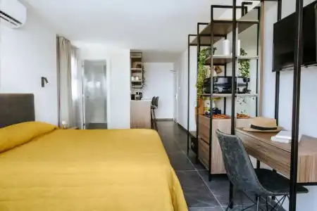 Cosmo Napa Boutiuqe - 37