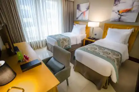 Somewhere Luxury Apartment (Formerly known as Le Meridien Dubai) - 4