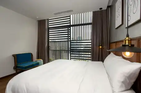 Alyssa Da Nang - 14