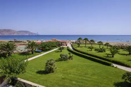Vantaris Palace - 16