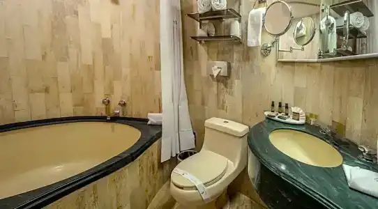 Century Reforma - 85