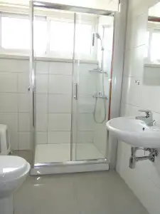 Sunflower Apartments - 6