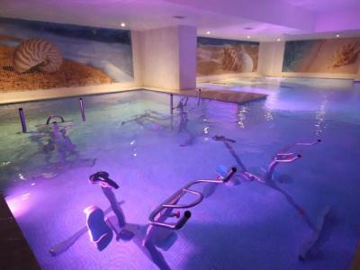 New Piscine Wellness & Spa - 9