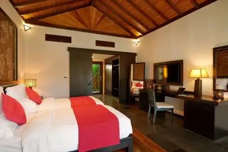 Beach Front Apartments - 4