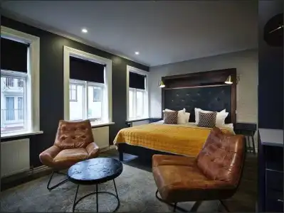 Vintage Apartment - 4