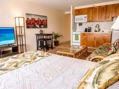 Tropical Studios at Marine Surf Waikiki - 93