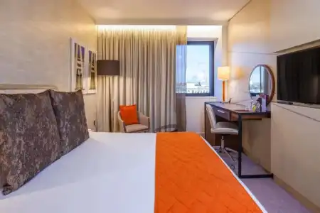 Crowne Plaza London - Kings Cross by IHG - 1