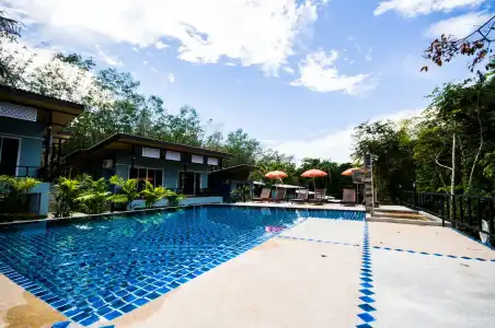 Chomphu Resort Khaolak - 10