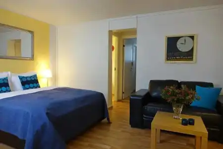 Castle House Luxury Apartments - 7