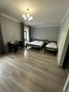 Nest Inn - 72