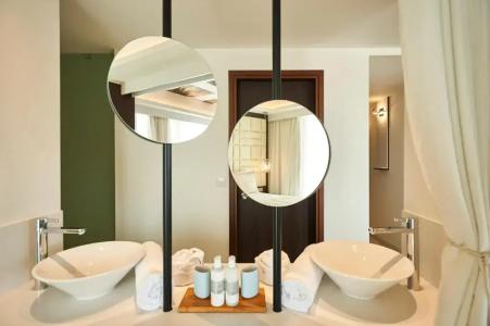 King Jason Paphos - Designed for Adults by Louiss - 82