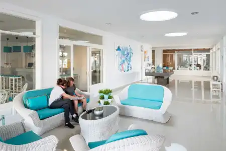 Neptuno Apartments - 0