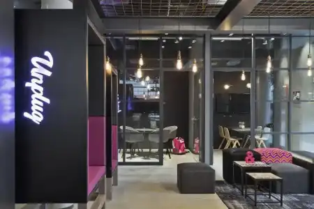 MOXY Frankfurt East - 15