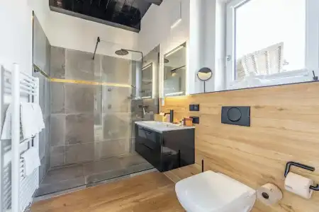 LÜTTES Loft Boutique - 77