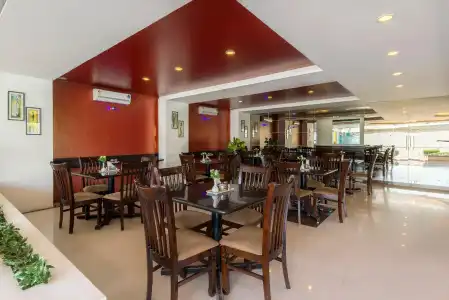 Treebo Raj Elegance Manyata Tech Park - 11
