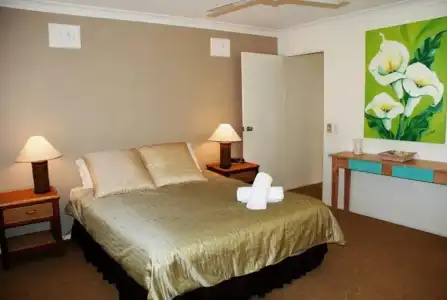 Noosa Entrance Waterfront Resort - 348