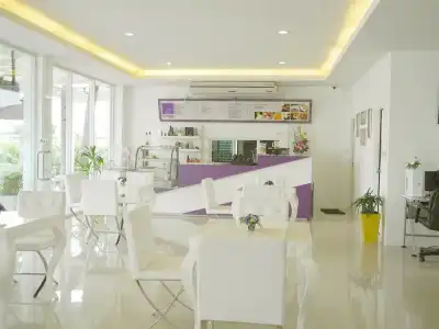 Phet Cha-am Plaza & Resort - 24