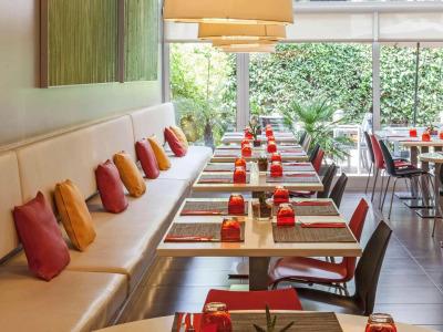 Ibis Barcelona Cornella - 18