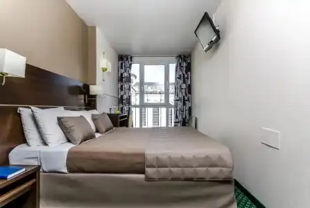 Hôtel Croix des Bretons Lourdes Pyrénées - 17
