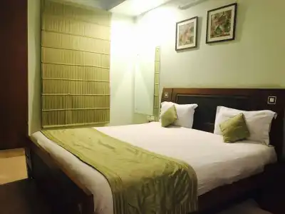 Skylink Suites & Apartments - 10