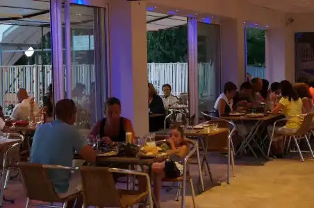 Camping Les Castors - 34