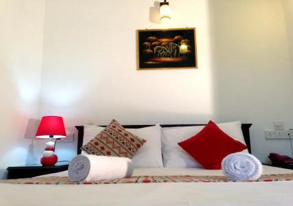 Moon Hills - 2