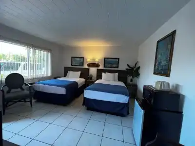 Nocturne Motel - 5