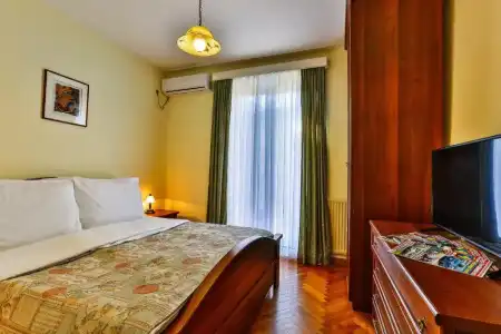 Villa Velzon Guesthouse - 32