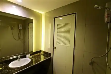OYO 128 Kkinn South Pattaya - 84