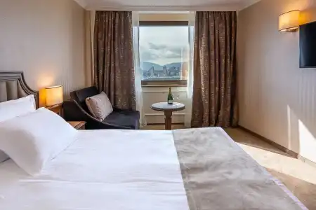 Astoria Grand - 11
