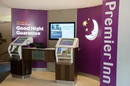 Premier Inn London Hammersmith - 9