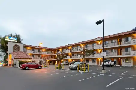 Pleasant Inn - 0