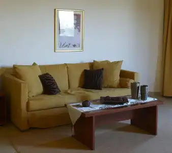 Parnis Palace Suites - 4