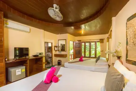 Bottle Beach 1 Resort - 4